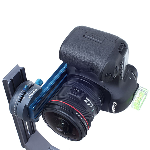 Novoflex VR-System 6/8 Version ab 2015 mit Fisheyezoom Canon EF 8-15 mm / 4 L USM und Canon EOS 5D Mk III