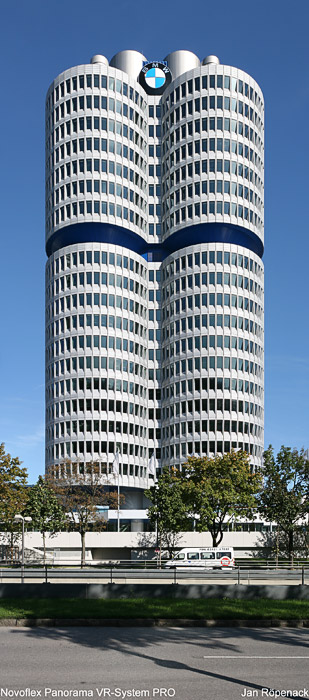 BMW Gebäude in München als Flächenpanorama